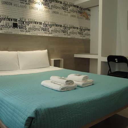 Fuencarral Rooms Madrid Phòng bức ảnh
