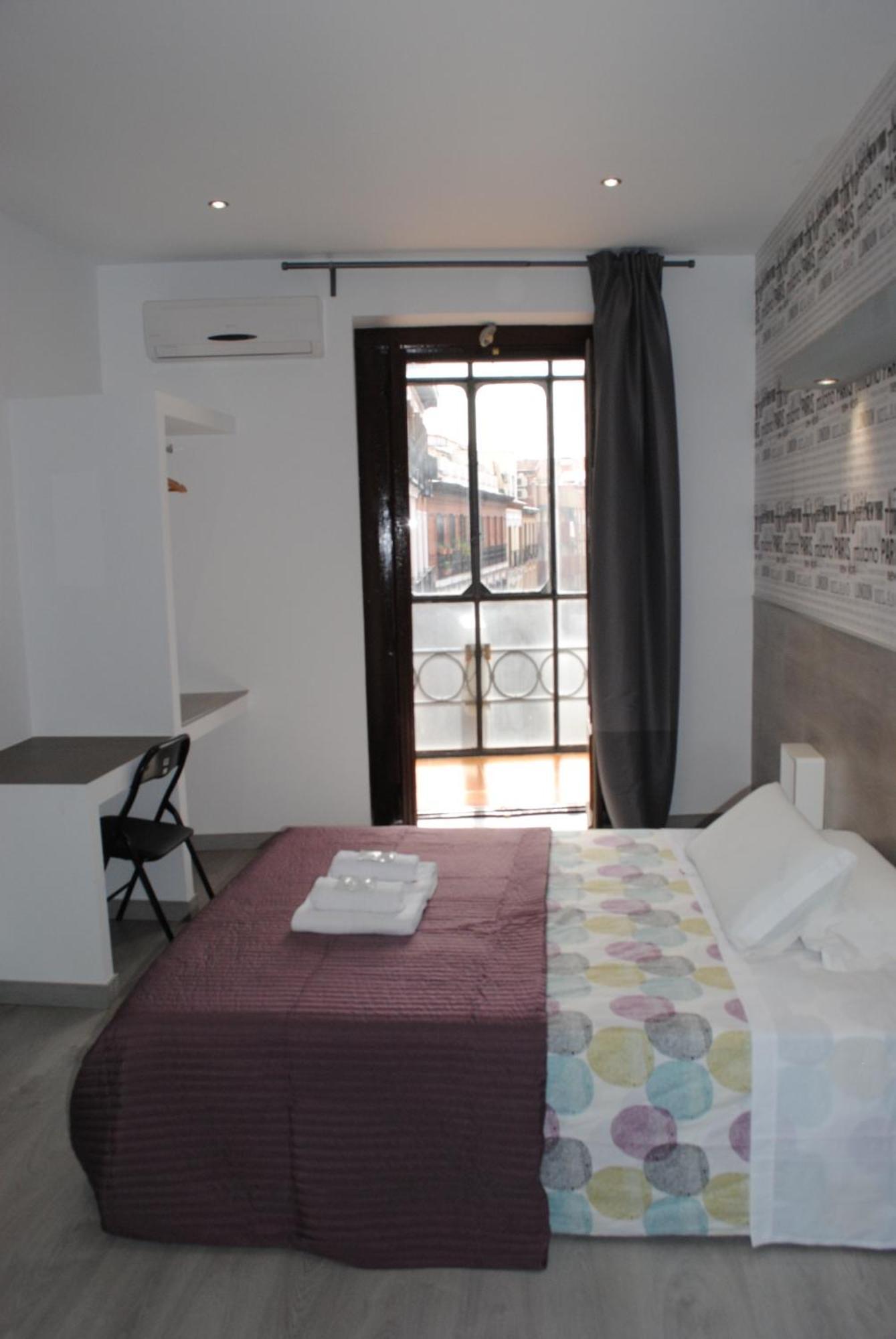 Fuencarral Rooms Madrid Phòng bức ảnh