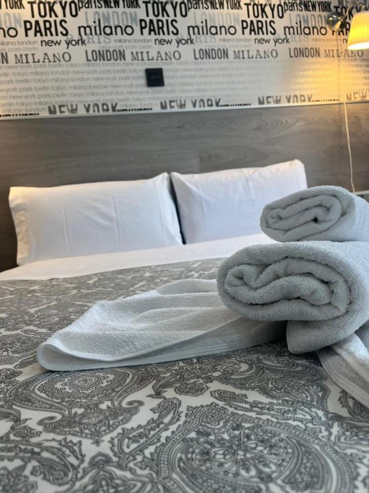 Fuencarral Rooms Madrid Ngoại thất bức ảnh